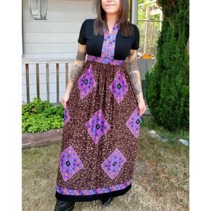 Vintage 70s dark and colorful maxi dress by Domino! Geometric Mod print